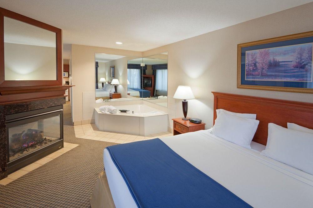 Holiday Inn Express Poughkeepsie By Ihg Zewnętrze zdjęcie