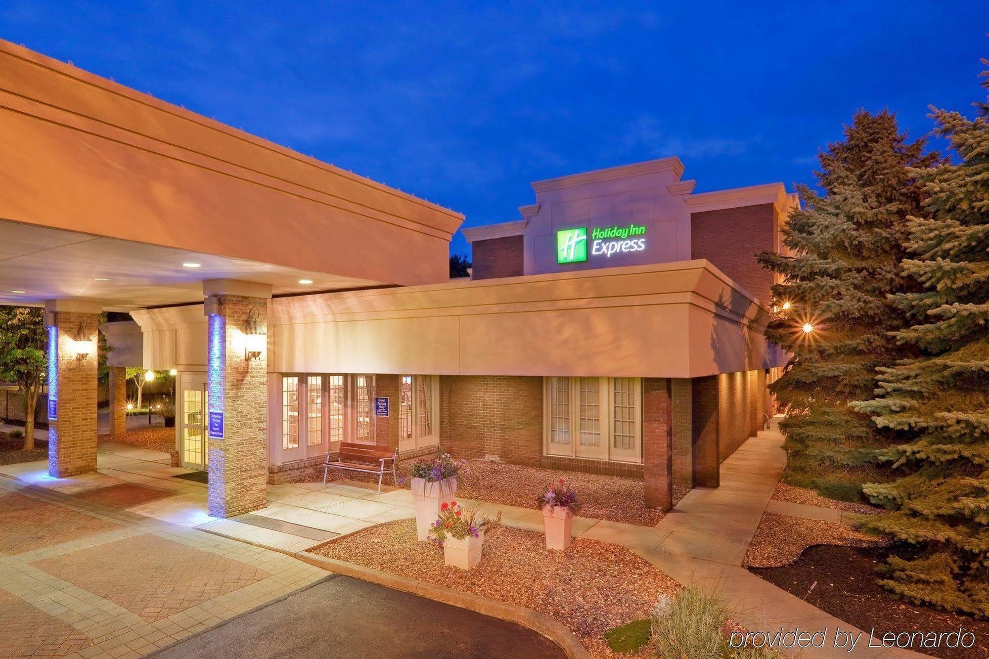 Holiday Inn Express Poughkeepsie By Ihg Zewnętrze zdjęcie