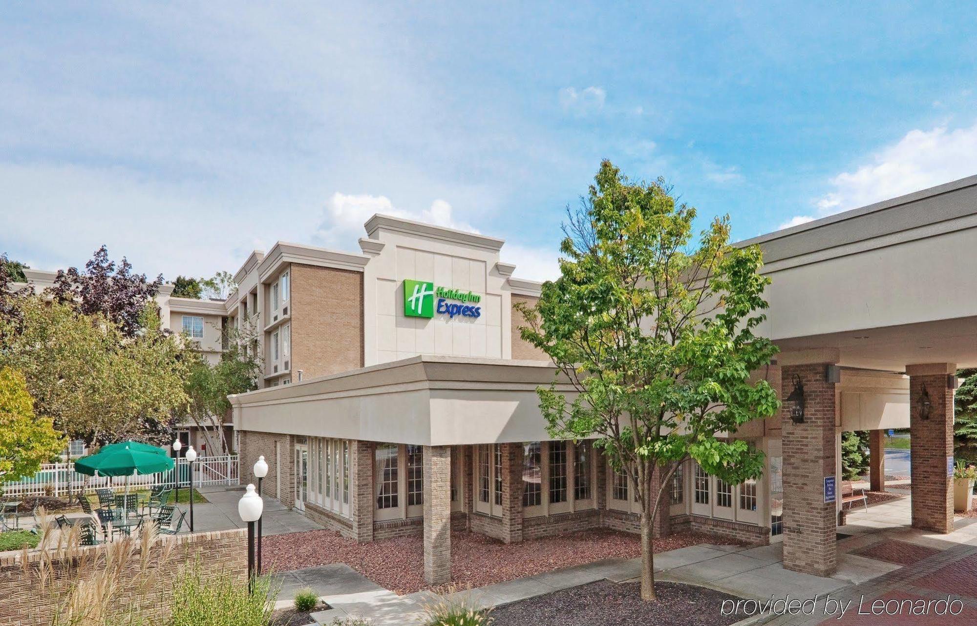 Holiday Inn Express Poughkeepsie By Ihg Zewnętrze zdjęcie